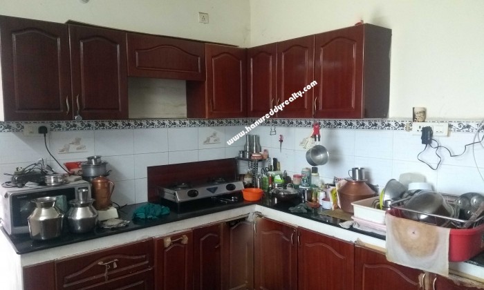 2 BHK Flat for Sale in Saibaba Colony
