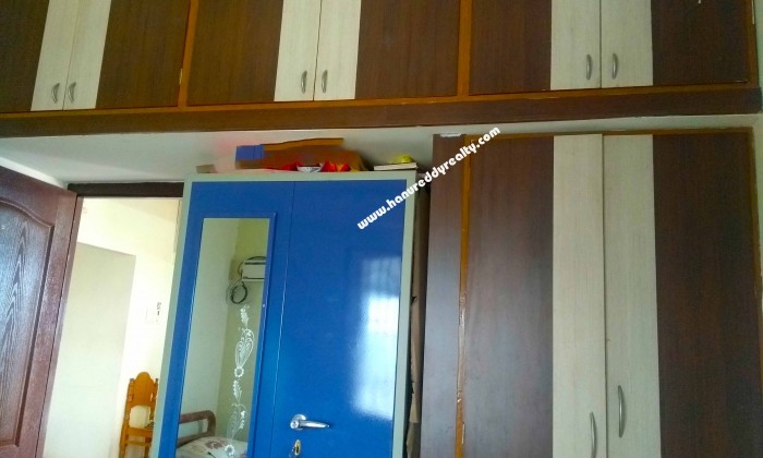 2 BHK Flat for Sale in Saibaba Colony