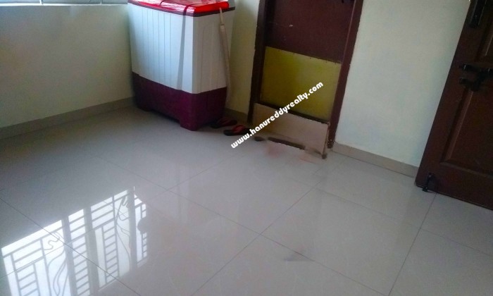 2 BHK Flat for Sale in Town Hall