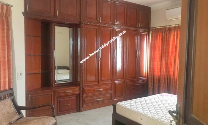 3 BHK Flat for Rent in MRC Nagar