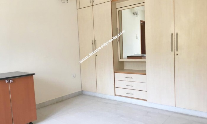 4 BHK Flat for Rent in Raja Annamalaipuram