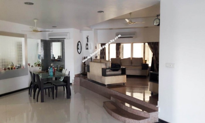 3 BHK Flat for Sale in Raja Annamalaipuram