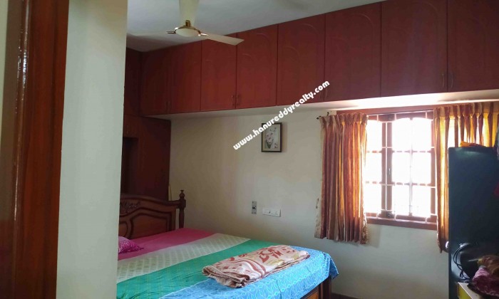 4 BHK Independent House for Sale in Vilankurichi