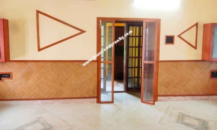 5 BHK Duplex House for Sale in Besant Nagar