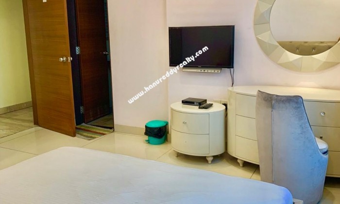 4 BHK Flat for Rent in Hadapsar