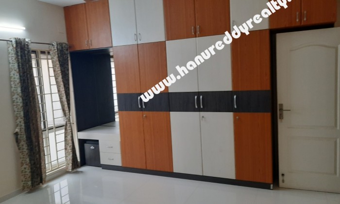 2 BHK Flat for Sale in Saibaba Colony