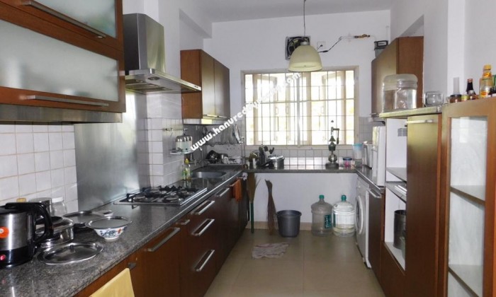 3 BHK Flat for Rent in Raja Annamalaipuram