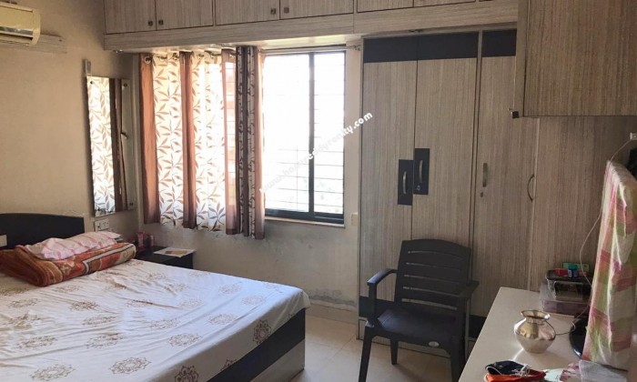 3 BHK Flat for Sale in Satara Road