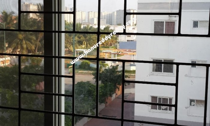 3 BHK Flat for Sale in Semmencherry