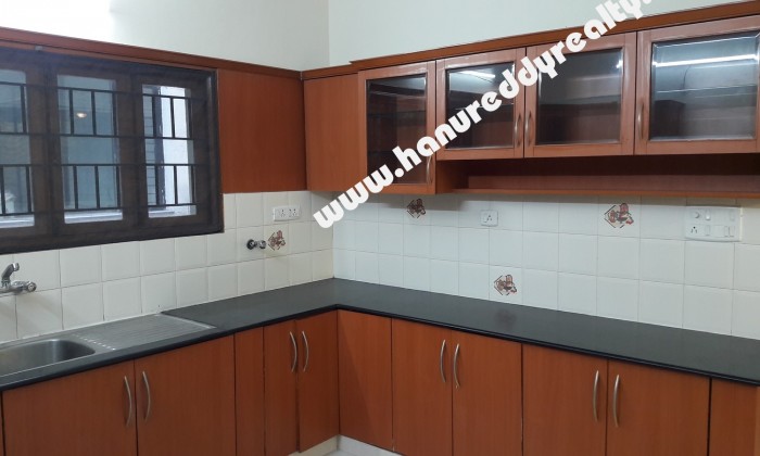 4 BHK Flat for Rent in Alwarpet