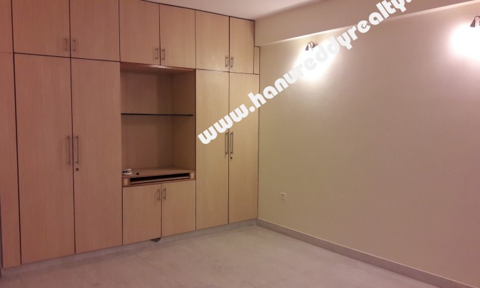 4 BHK Flat for Rent in Alwarpet