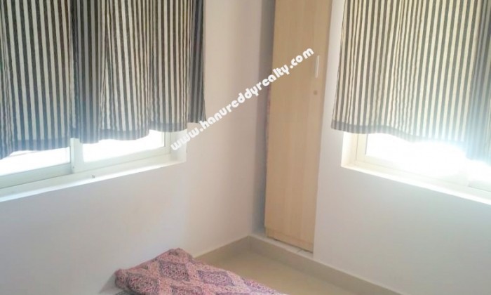 2 BHK Flat for Sale in Korattur