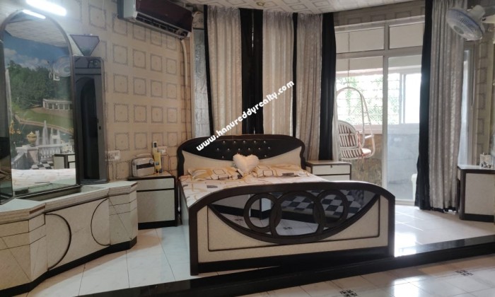 2 BHK Flat for Sale in Camp