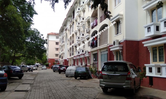 2 BHK Flat for Rent in Race Course