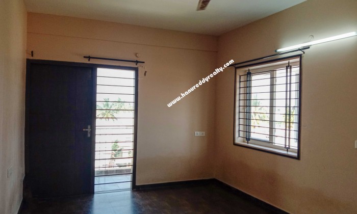 2 BHK Flat for Sale in Tatabad