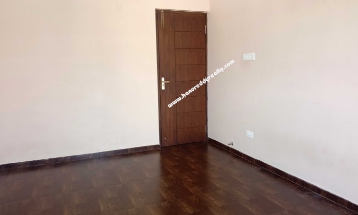 2 BHK Flat for Sale in Tatabad