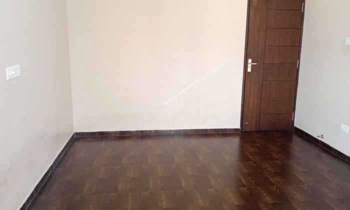 2 BHK Flat for Sale in Tatabad