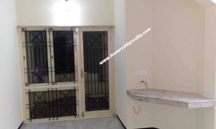 2 BHK Flat for Rent in Puliyakulam