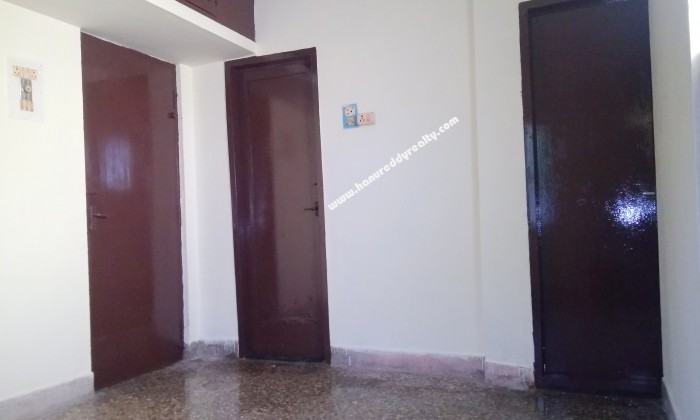 2 BHK Flat for Sale in Raja Annamalaipuram