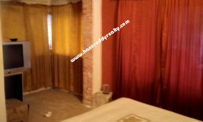 2 BHK Flat for Sale in R S Puram