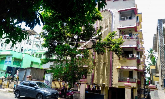 2 BHK Flat for Sale in R S Puram