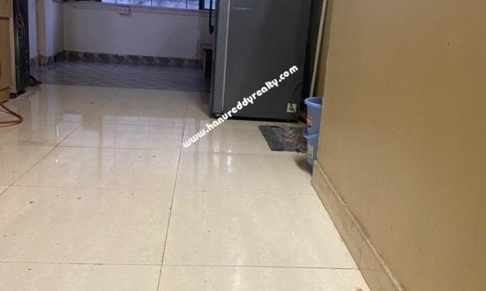 2 BHK Flat for Sale in Narayan Peth