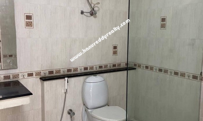 3 BHK Flat for Rent in Poes Garden