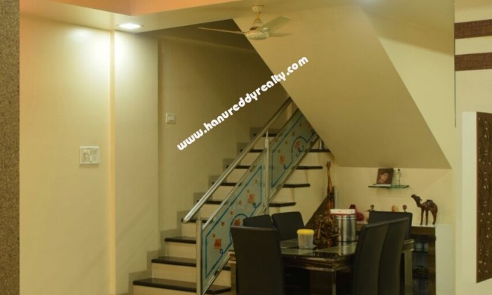 4 BHK Villa for Sale in B.T Kawade Road