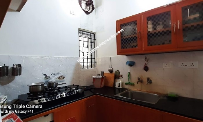 6 BHK Row House for Sale in Santhome