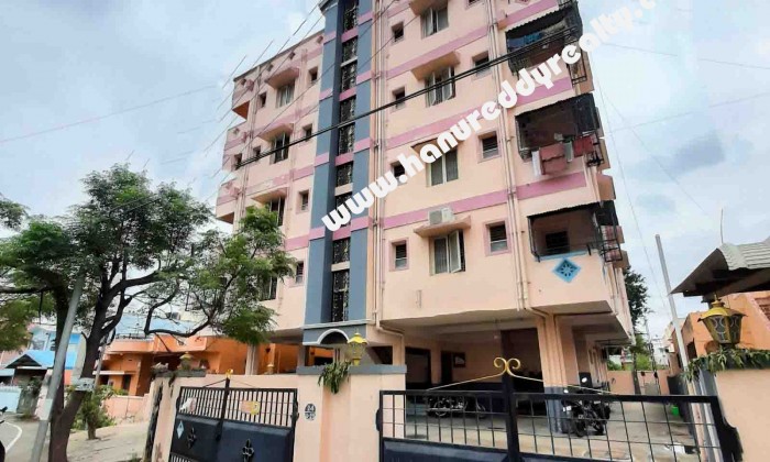 2 BHK Flat for Sale in Saibaba Colony