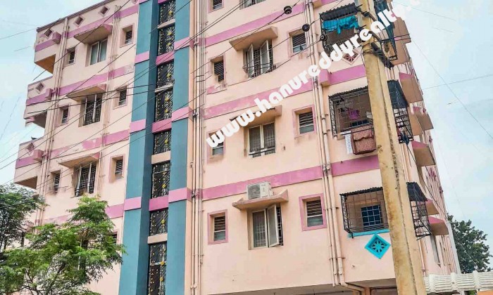 2 BHK Flat for Sale in Saibaba Colony