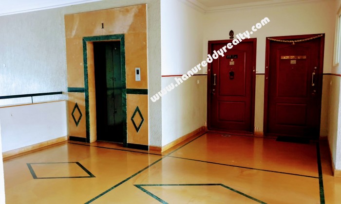3 BHK Flat for Sale in Vani Vilas Mohalla