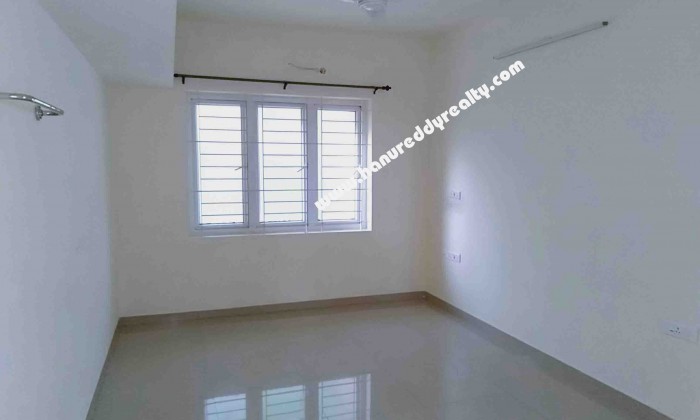 2 BHK Flat for Sale in Puliyakulam