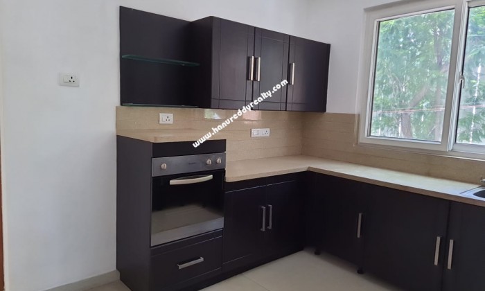 4 BHK Flat for Rent in Poes Garden