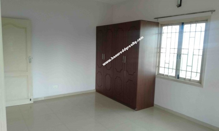 2 BHK Flat for Sale in Puliyakulam