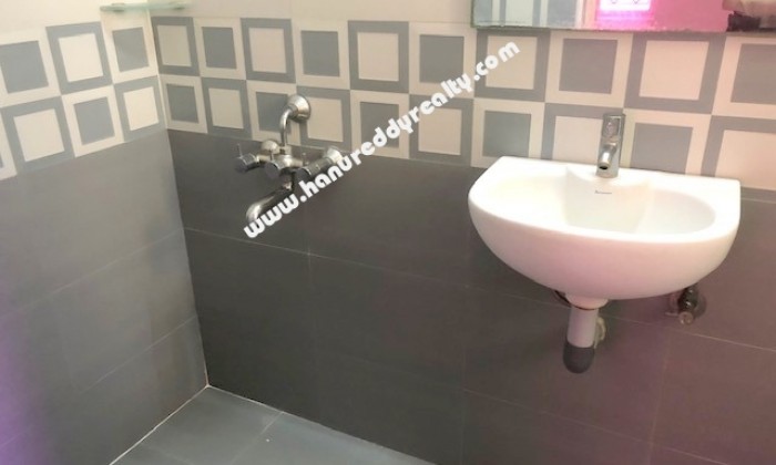 2 BHK Flat for Rent in Alwarpet