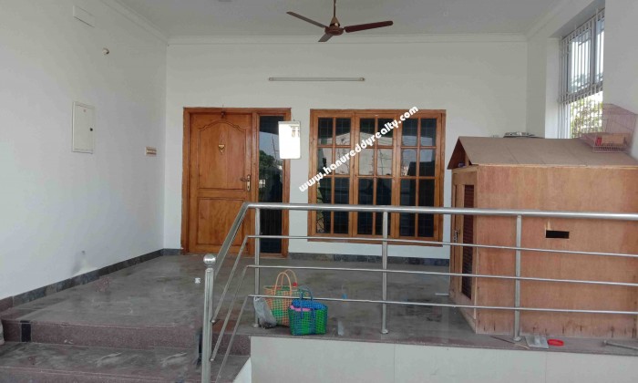 4 BHK Independent House for Sale in Kalapatti