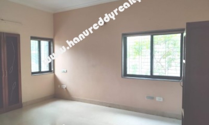 4 BHK Flat for Rent in Adyar