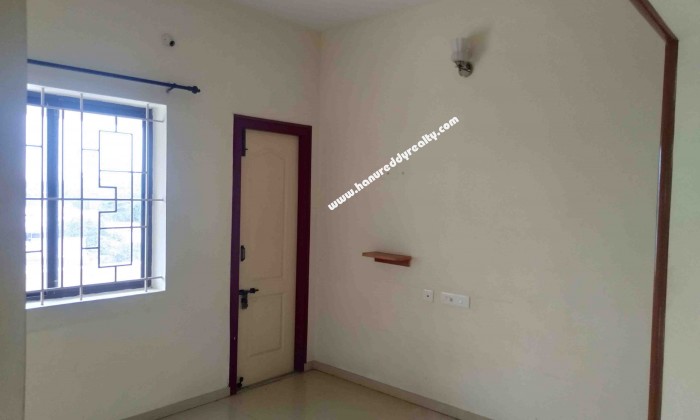 2 BHK Flat for Sale in Peelamedu