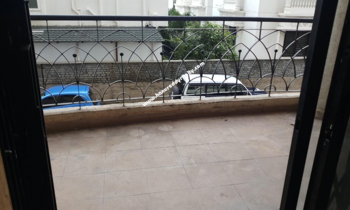 2 BHK Flat for Rent in Pune