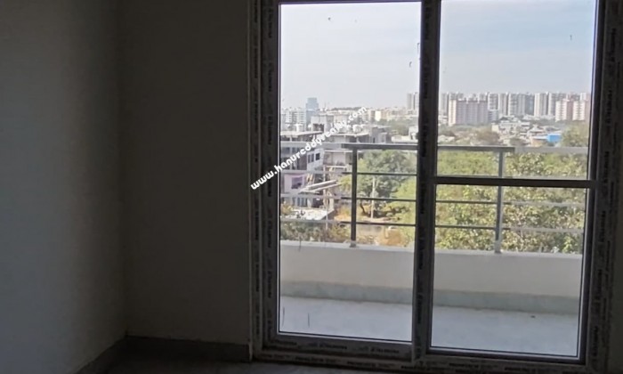 3 BHK Flat for Sale in Pragatinagar