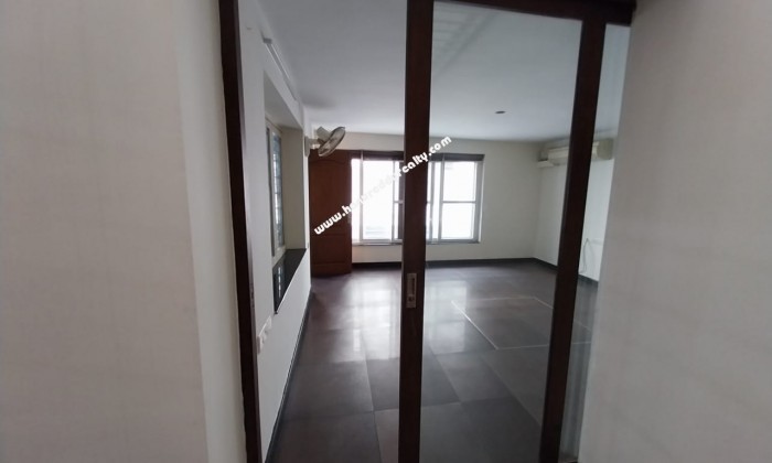 3 BHK Flat for Sale in Race Course