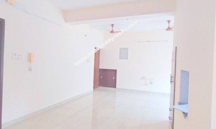 2 BHK Flat for Sale in Mandaveli