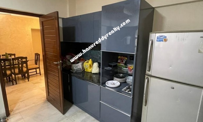3 BHK Flat for Rent in Boat Club Road