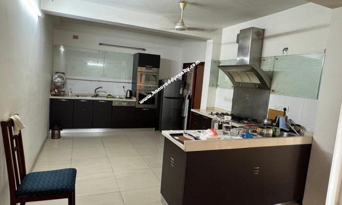 3 BHK Flat for Rent in Race Course