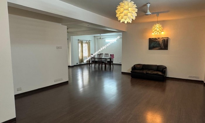 3 BHK Flat for Rent in Race Course