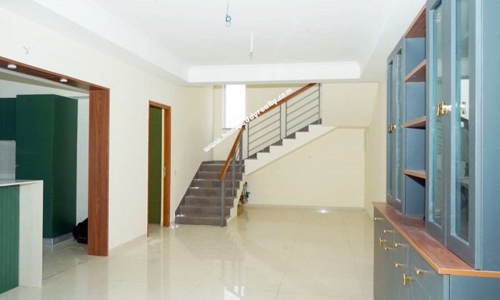 4 BHK Villa for Sale in Thudiyalur