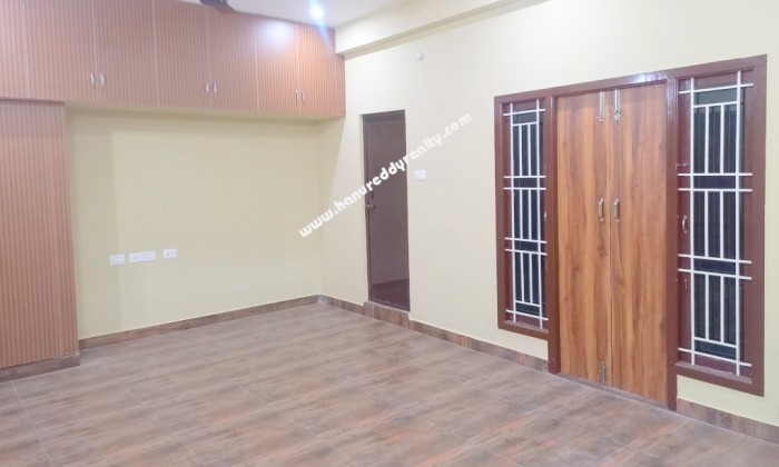 3 BHK Duplex House for Rent in Madambakkam
