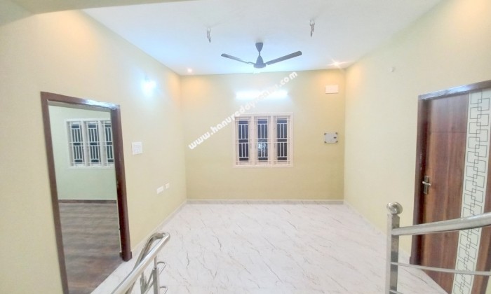 3 BHK Duplex House for Rent in Madambakkam