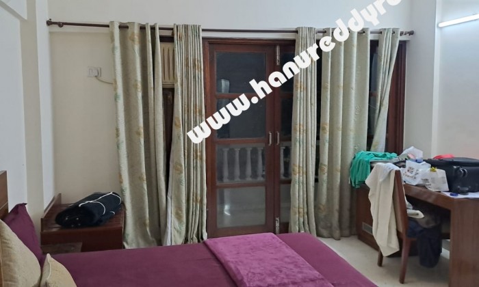 3 BHK Flat for Rent in Boat Club Road